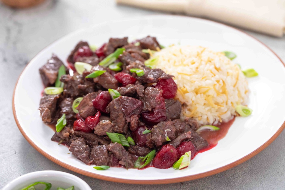 Vişneli Kebap
